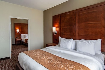 Suite, Multiple Beds, Accessible, Non Smoking