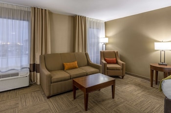 Suite, 2 Queen Beds, Non Smoking