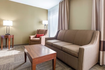 Suite, 2 Queen Beds, Non Smoking