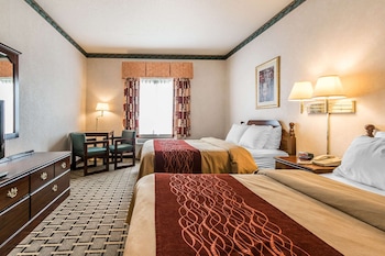 Standard Room, 2 Queen Beds, Non Smoking