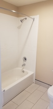 Deluxe Room, 1 King Bed, In-Room Hot Tub, Non Smoking