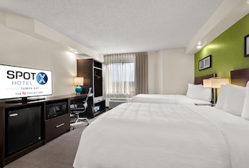 Business Room, 2 Queen Beds, Non Smoking