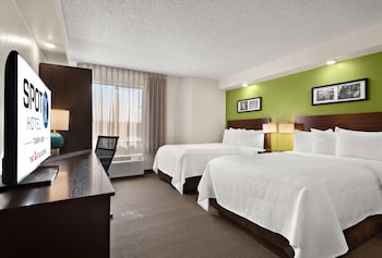Business Room, 2 Queen Beds, Non Smoking