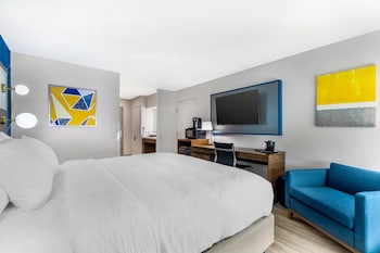 Room, 1 King Bed, Accessible, Non Smoking