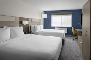 Standard Room, 2 Queen Beds (Pet Friendly)