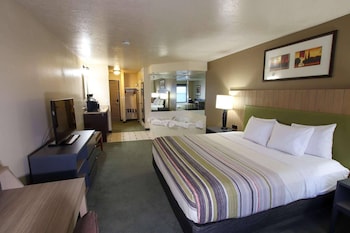 Suite, 1 King Bed, Non Smoking, Jetted Tub