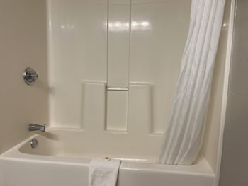 Studio, 1 King Bed, Non Smoking, Jetted Tub
