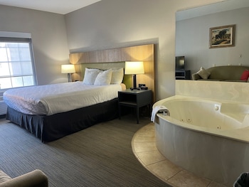 Studio, 1 King Bed, Non Smoking, Jetted Tub