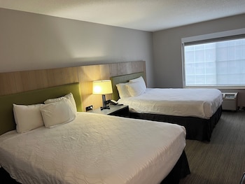 Standard Room, 2 Queen Beds, Non Smoking