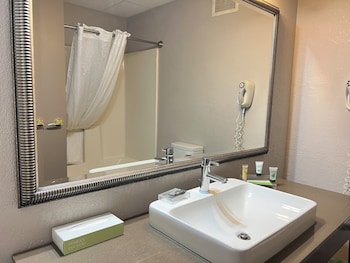 Standard Room, 2 Queen Beds, Non Smoking