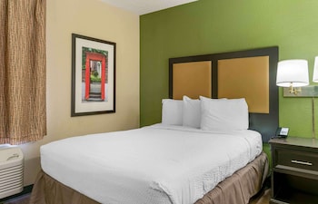 Studio, 1 Queen Bed, Non Smoking