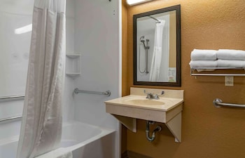 Studio, 1 Queen Bed, Accessible, Non Smoking