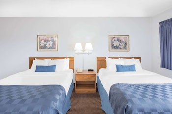 Standard Room, 2 Queen Beds, Accessible