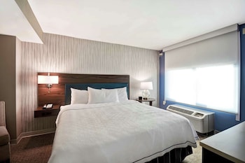 Studio, 1 King Bed, Accessible (Hearing)