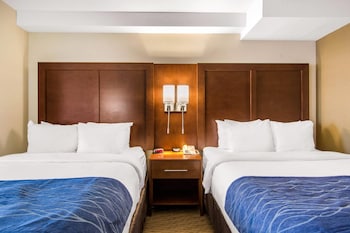 Standard Room, 2 Queen Beds, Non Smoking
