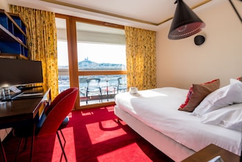 Deluxe Room Prestige, Sea View with Balcony