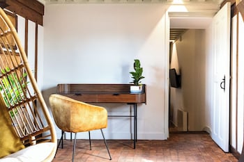 The Artichoke Apartment
