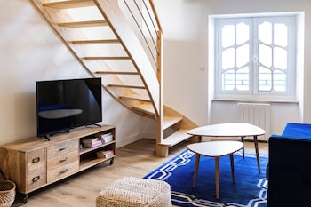 Apartment of the Sword