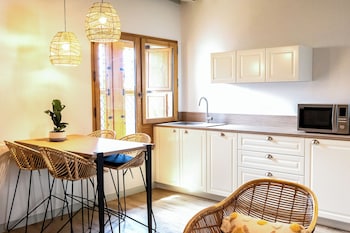 The Artichoke Apartment