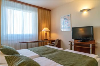 Junior Room