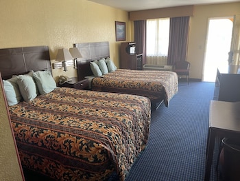 Standard Room, 2 Queen Beds