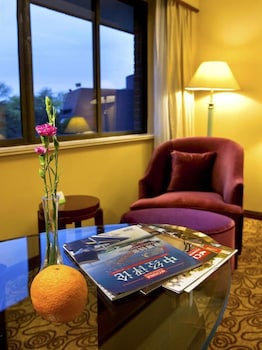 Superior Suite, Garden View