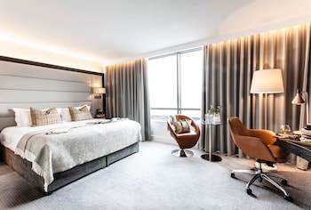 Address Club King Room