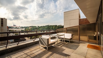 Deluxe Double Room, Terrace, City View (Castle view and Terrace )