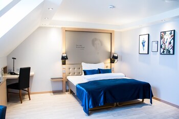 Family Room, 1 Double Bed with Sofa bed, Non Smoking