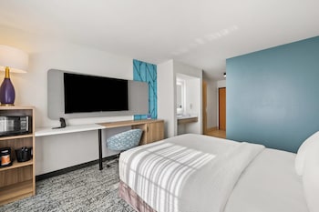 Room, 1 Queen Bed, Hearing Accessible, Non Smoking (Mobility)