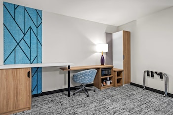 Suite, Multiple Beds, Non Smoking