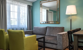 Family Room, 2 Twin Beds, Non Smoking (Standard)