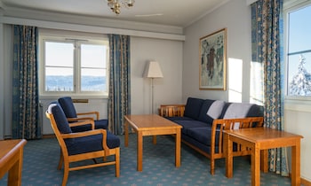 Family Room, 2 Twin Beds, Non Smoking (Standard)