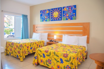 Standard Room (2 Double Beds)
