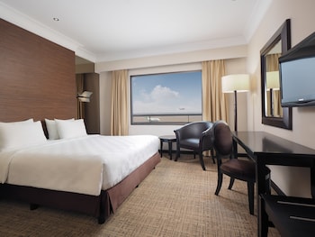 Deluxe Room, 1 King Bed