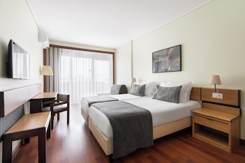 Family Room, City View
