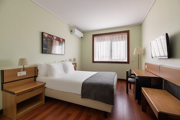Executive Single Room, City View