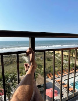 Standard Room, 1 King Bed, Balcony, Oceanfront (with Sofabed)