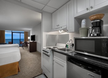 Suite, Multiple Beds, Balcony, Oceanfront (with Sofabed)