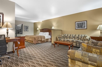 Suite, 1 King Bed, Non Smoking, Refrigerator & Microwave (Larger Room;with Sofabed)