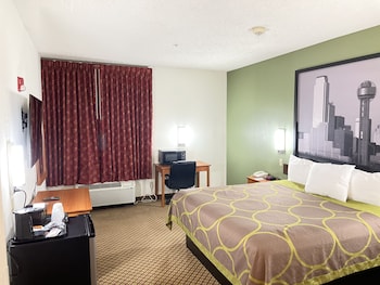Room, 1 King Bed, Accessible, Non Smoking (Roll-In Shower)