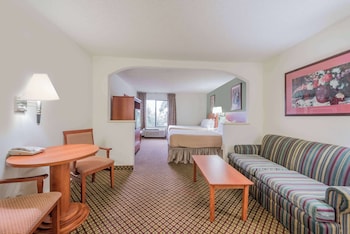 Room, 2 Queen Beds, Smoking