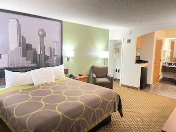 Standard Room, 1 King Bed, Smoking