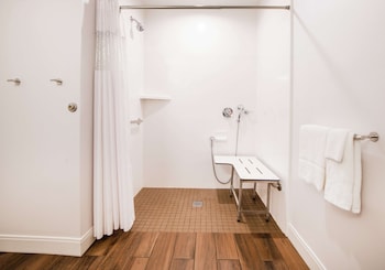 Room, 1 King Bed, Accessible, Non Smoking