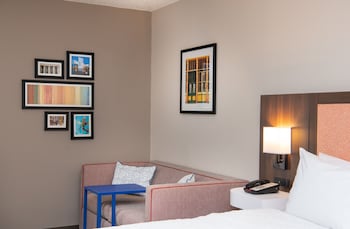 Room, 1 King Bed with Sofa bed, Non Smoking