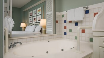 1 Bedroom Villa - Garden or Pool View