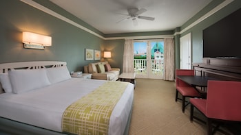Deluxe Studio - Garden or Pool View