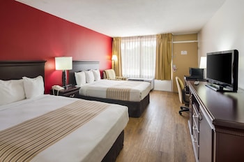 Standard Room, 2 Double Beds, Non Smoking