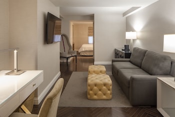 City Lights Suite