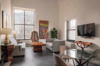 Broadway Skyline Suite